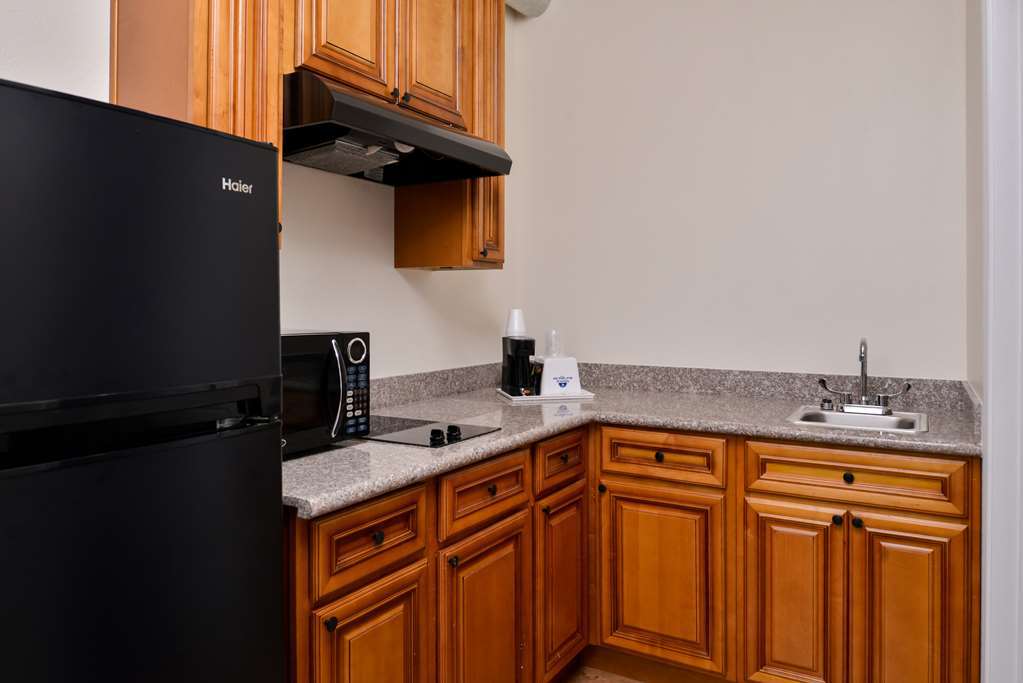 Americas & Iah North Hotel 3*
